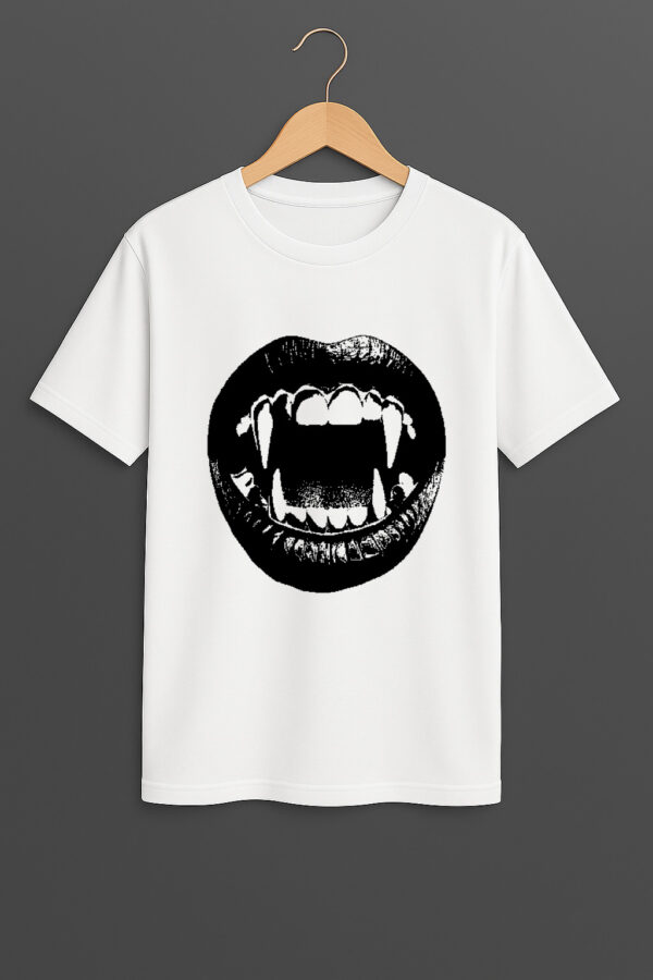 Fang Bite Regular Tshirt